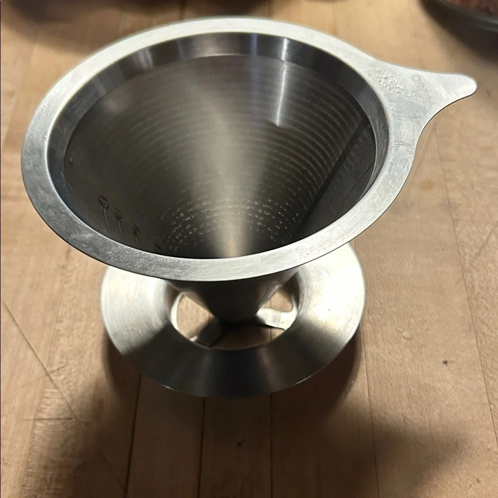 HARIO Stainless Steel Pour-Over double mesh Coffee Dripper - Silver
